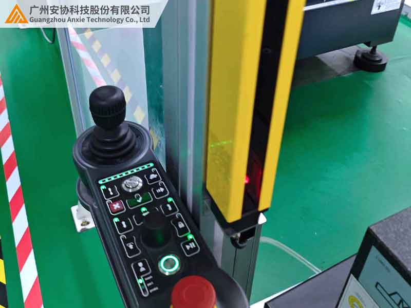 工業(yè)自動(dòng)化設(shè)備漫反射光柵案例.jpg
