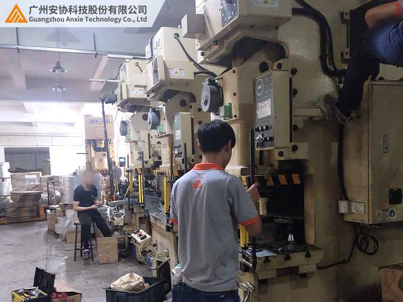 安全光柵如何降低90%工業(yè)事故風(fēng)險(xiǎn)？