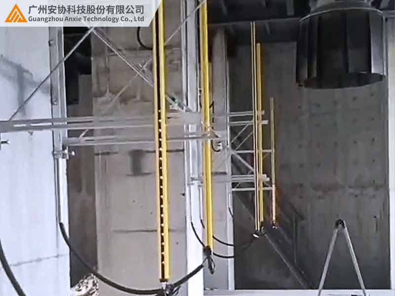 礦場(chǎng)車道測(cè)量光幕精準(zhǔn)定位案例.jpg