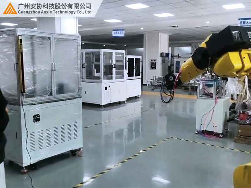 工業(yè)機(jī)械臂單邊光柵安全檢測(cè)案例.jpg