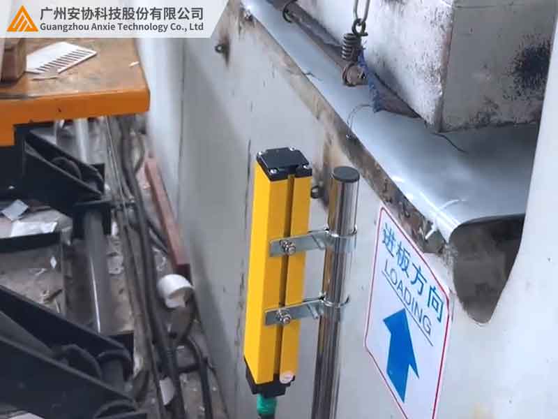 安全光柵的電氣符號是什么