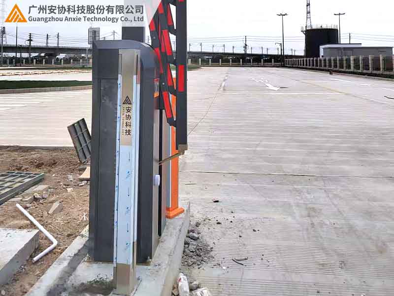 單邊光柵在陽光下使用案例.jpg
