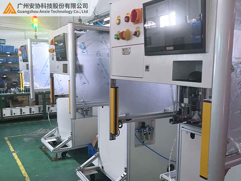 安全光柵保護注塑機人員安全