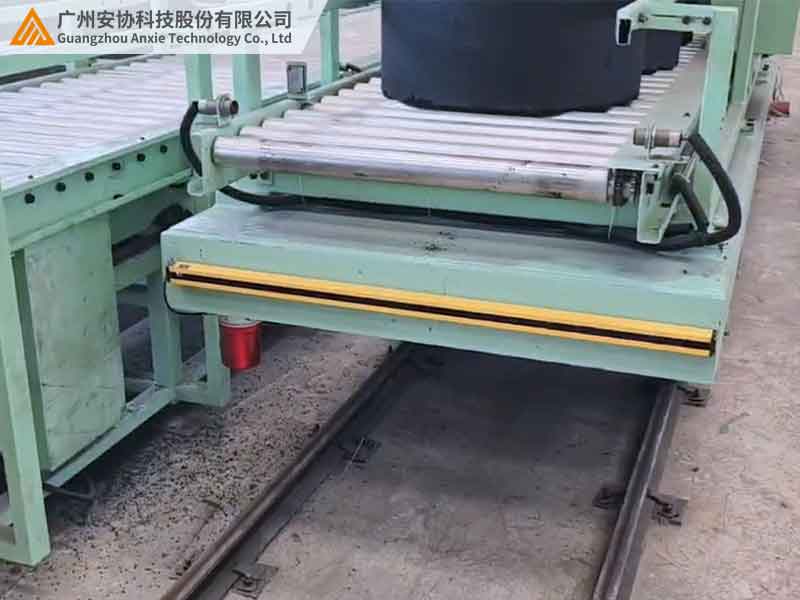 漫反射光幕在RGV定位中的應用案例.jpg