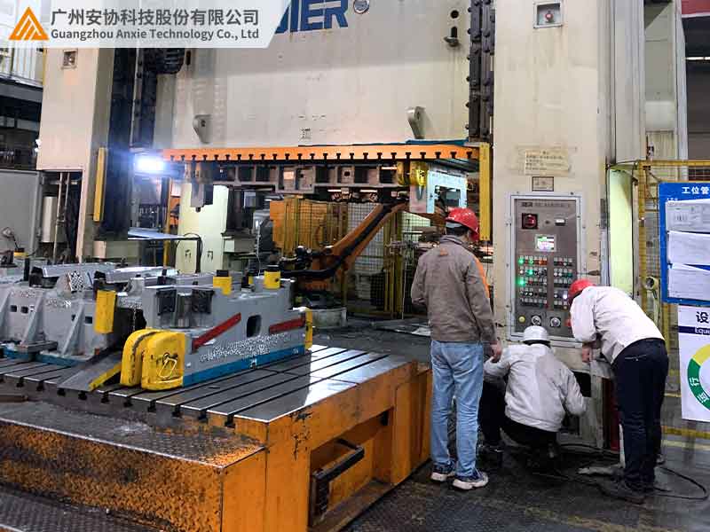 安全光柵助力液壓機(jī)安全生產(chǎn)