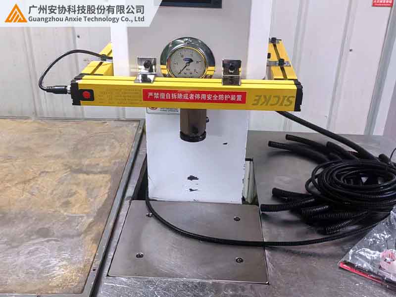 單邊安全光柵適合安裝在什么地方