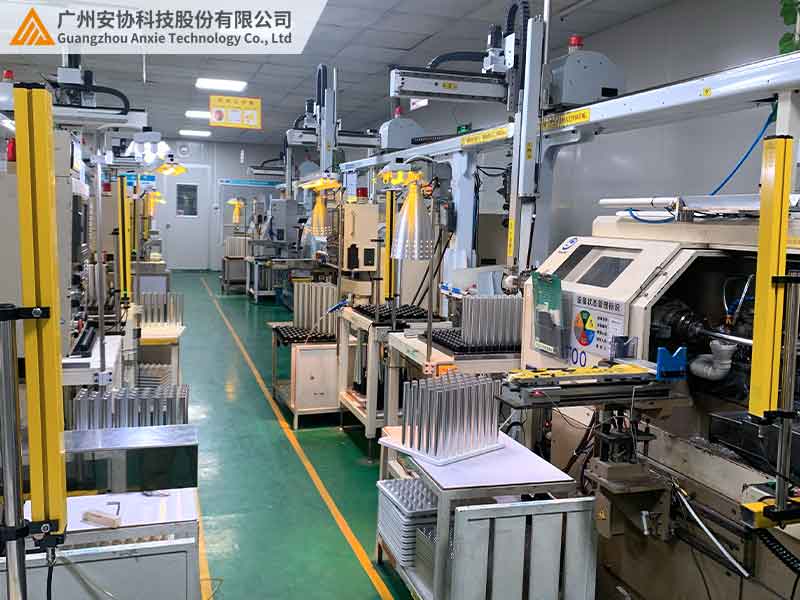 沖床安全光柵傳感器應(yīng)用案例.jpg